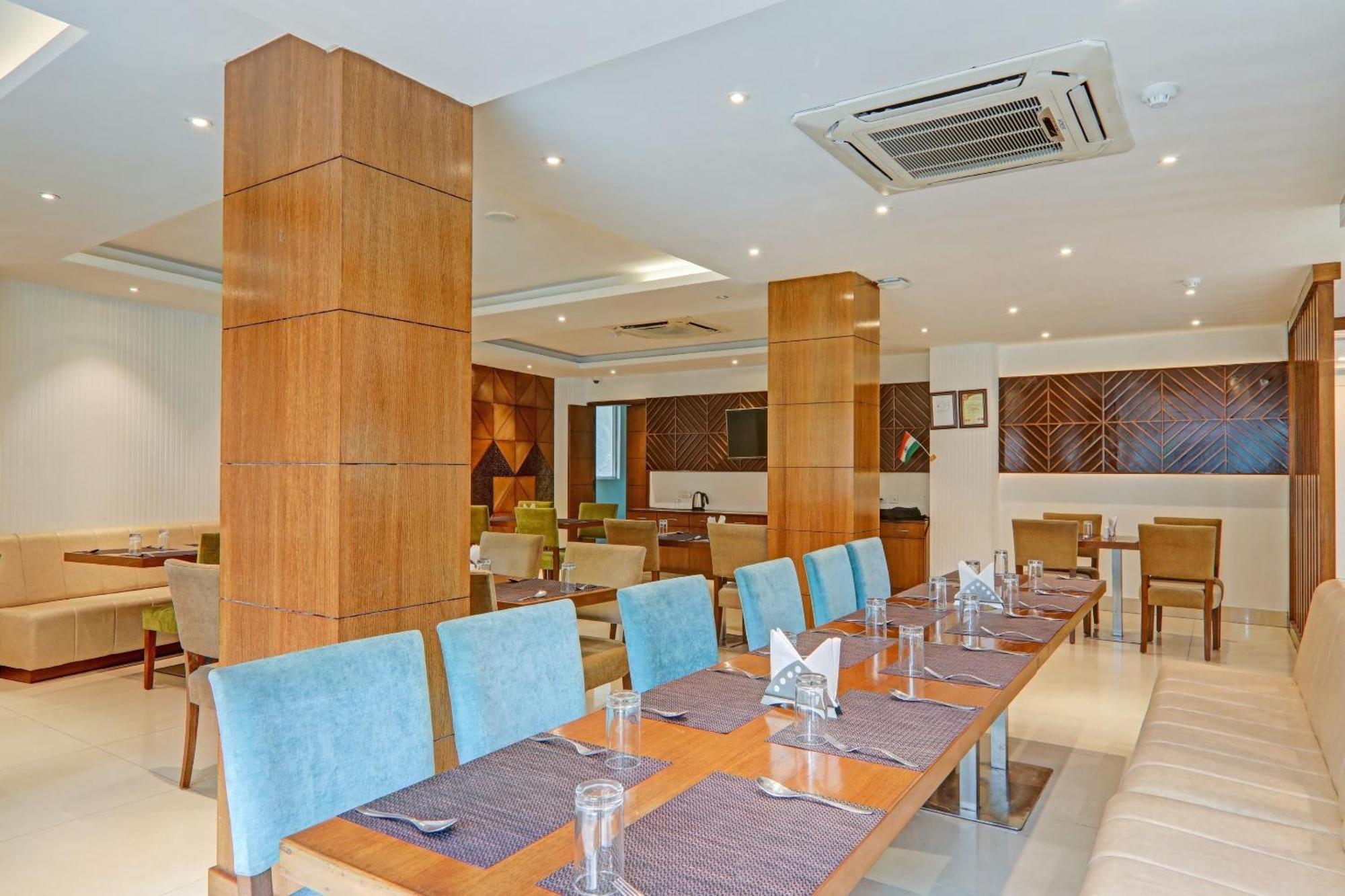 Townhouse P.S.Palace Near Amausi Metro Station لاكناو المظهر الخارجي الصورة